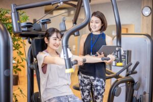 夏に間に合う！今から始めて理想の体を作る効率ダイエット術